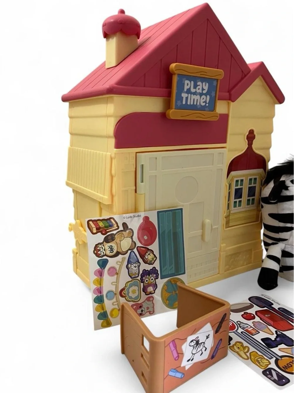 Bluey Play Date Plush Surprise Play Set Doll House Bluey Zebra Onesie Plush Doll